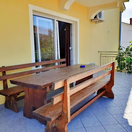 Apartament Rea By Interhome Šilo
