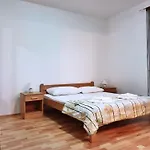 Apartment Rea By Interhome *