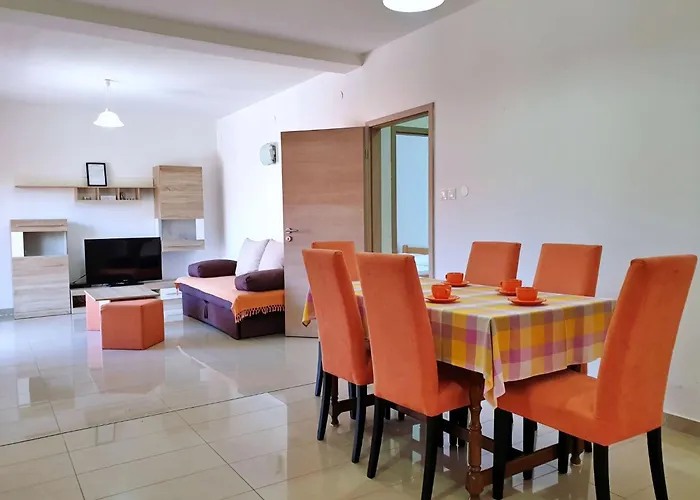 Rea By Interhome * シロ