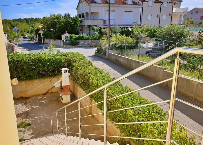 Rea By Interhome シロ